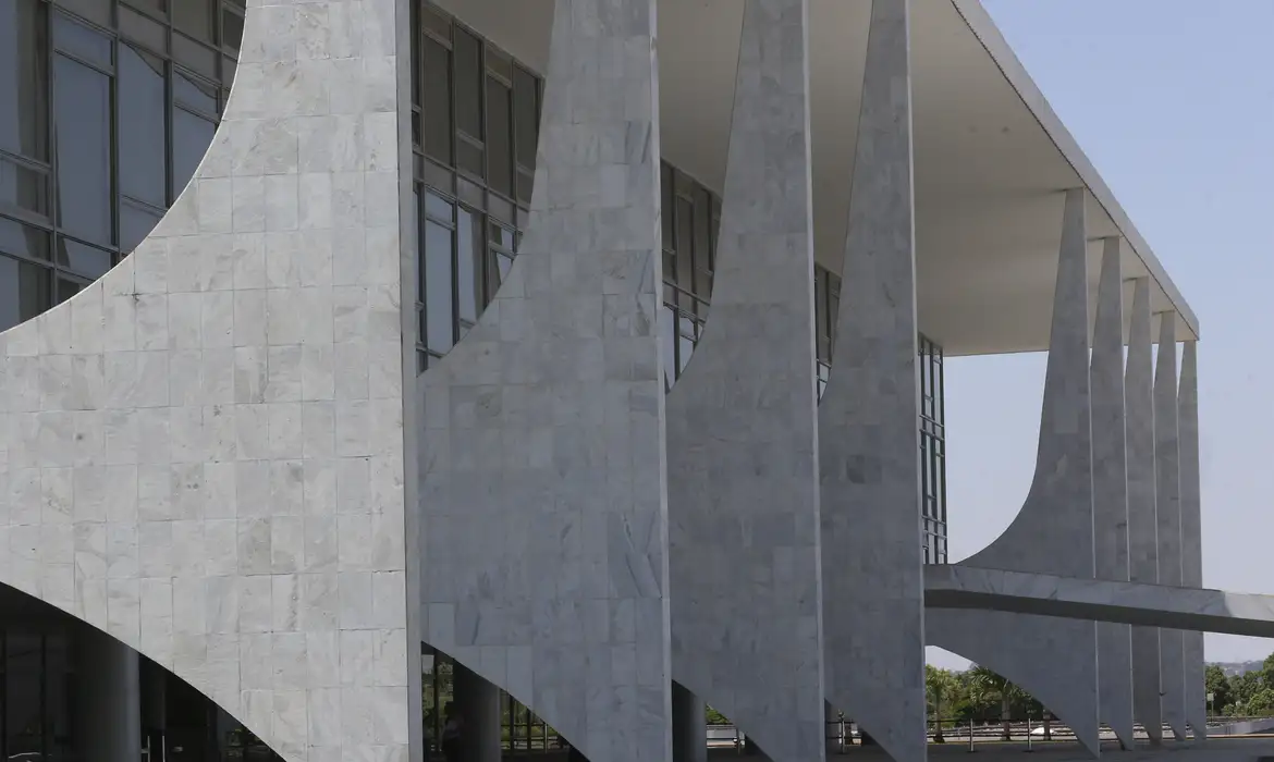 Fachada do Palácio do Planalto, em Brasília, sede do governo federal brasileiro.
