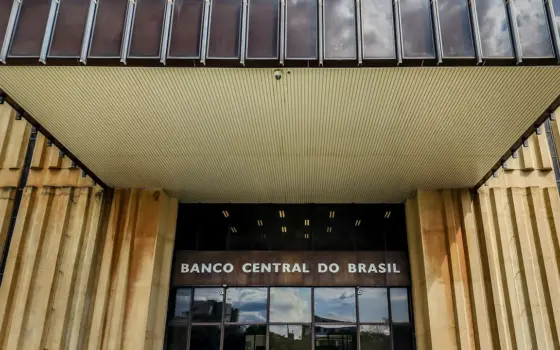 Prédio do Banco Central em Brasília, associado ao acompanhamento das projeções econômicas do Relatório Focus