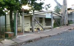 Prédio de um Centro de Referência de Assistência Social (CRAS), em Porto Alegre