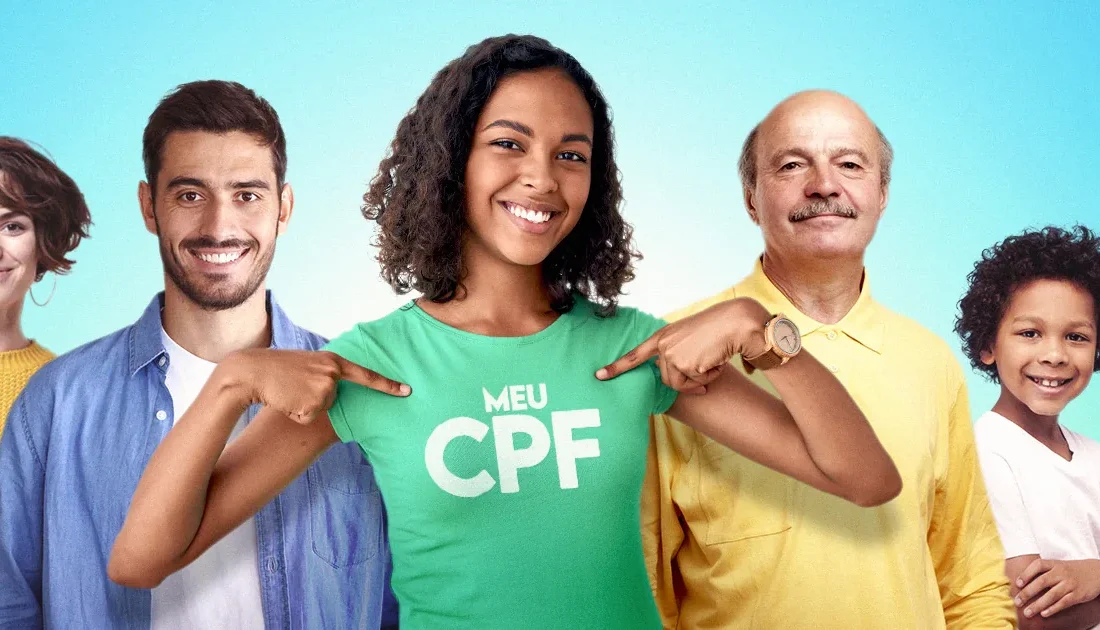Pessoas em banner do Meu CPF da Receita Federal