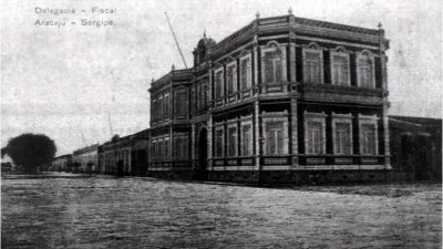 Prédio histórico da Delegacia da Receita Federal em Aracaju, em 1920