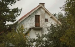 Casa que ilustra a venda de um imóvel e o cálculo do ganho de capital
